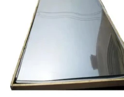 Corte longitudinal de láminas de placas de acero galvanizado de suministro listo